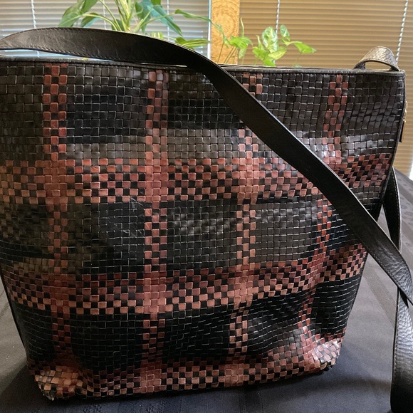 Vintage CEM Leather Woven Shoulder Bag in Brown and Bronze Pattern - Picture 1 of 6